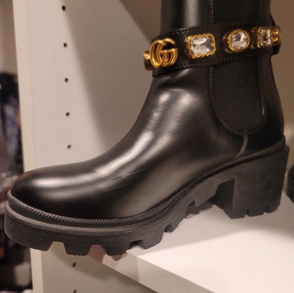 Gucci Leather Ankle Boot - Picture 6 of 8